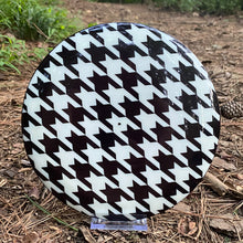 Load image into Gallery viewer, Houndstooth pattern custom dyed on an infinite emperor on a disc golf course